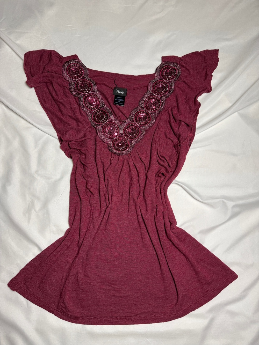 Vintage Style Embellished V-Neck Top - Burgundy